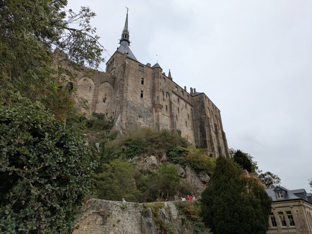 pxl 20251006 085437296